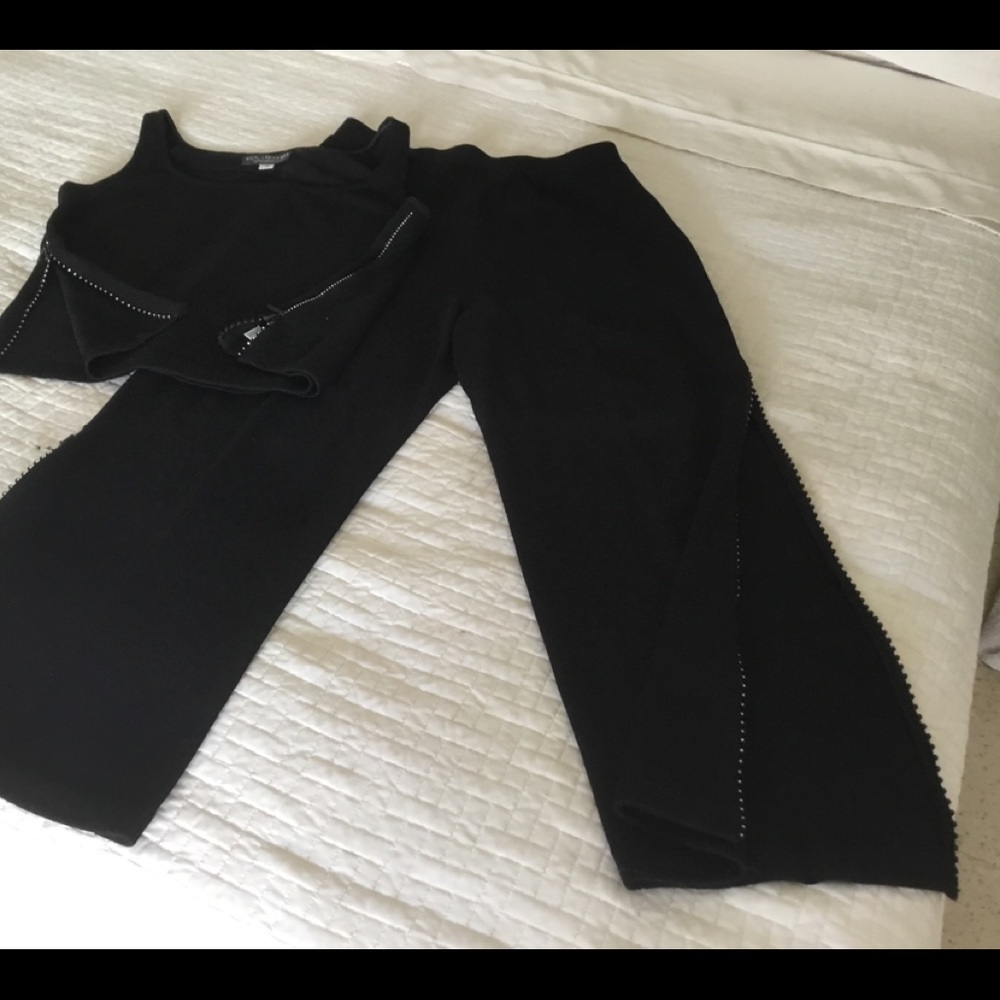 st John evening pant and top